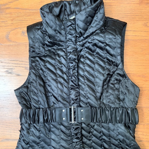 White House Black Market- Women’s Vest - Picture 2 of 5